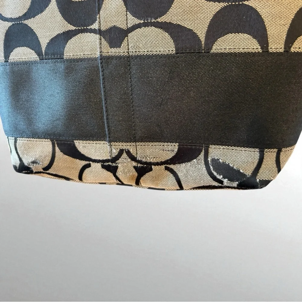 Coach Signature Shoulder Handbag - Picture 5 of 11